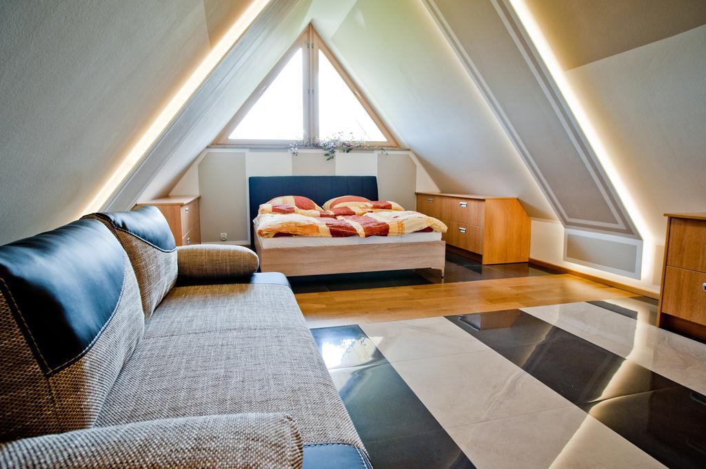 Apartamenty Toporowa Cyrhla Zakopane Rom bilde